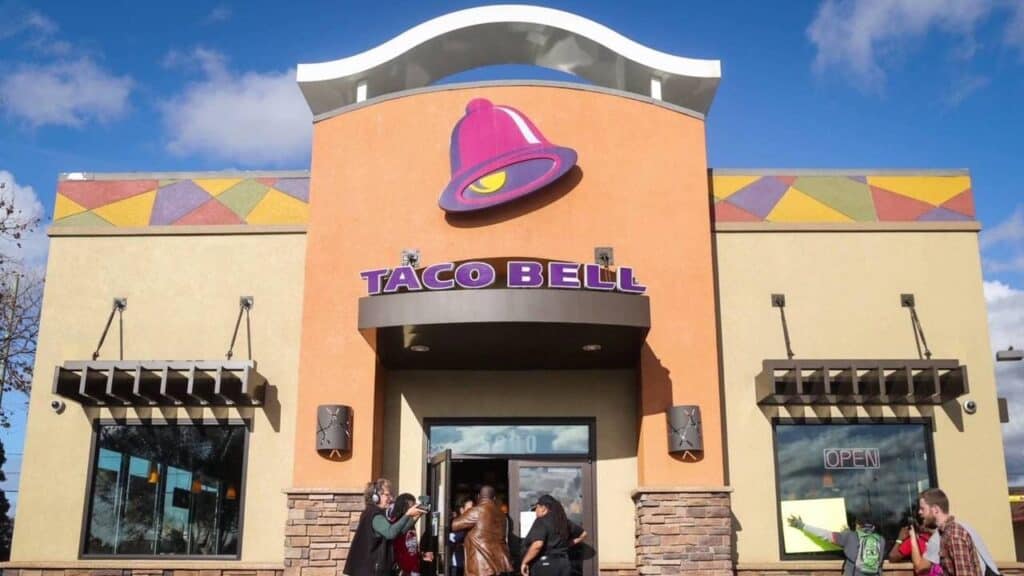 Exterior of a Taco Bell store.