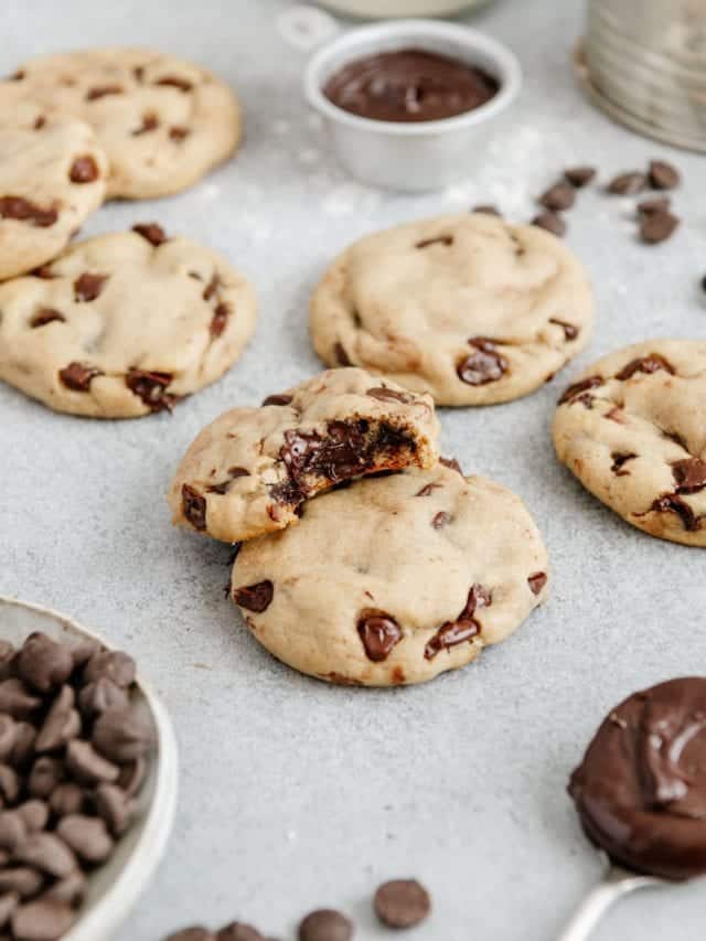 Vegan Nutella Stuffed Cookies