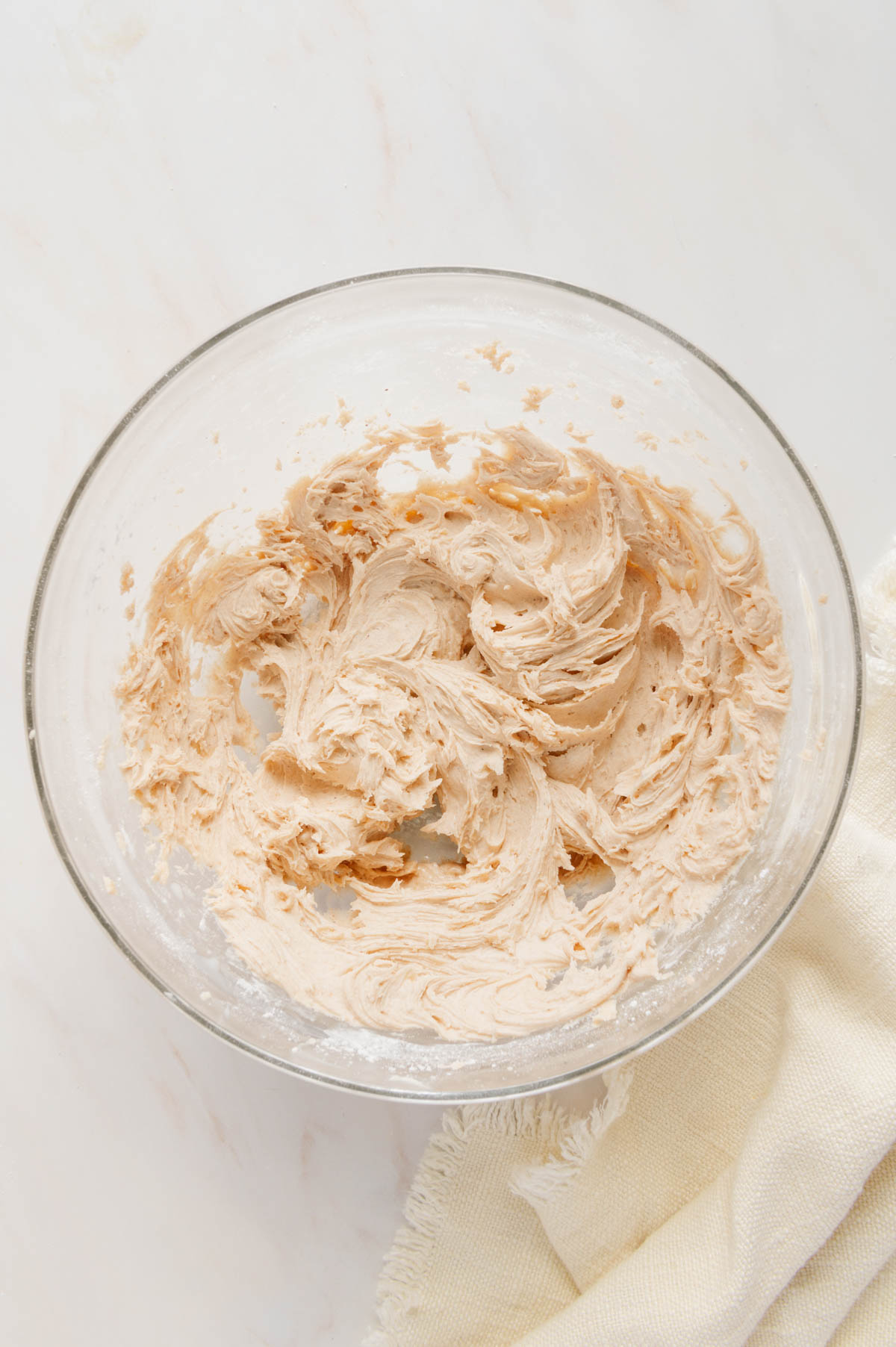 Whipped chai buttercream frosting.